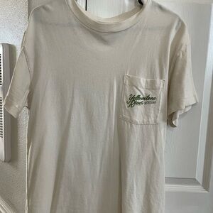 Abercrombie & Fitch Cream Graphic Tee